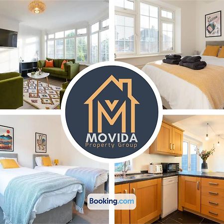 Large Modern 6 Bedroom House By Movida Property Group Short Lets & Serviced Accommodation With Games Room Leeds  Zewnętrze zdjęcie